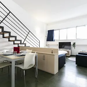 Urban Loft 21 , Milano Italia